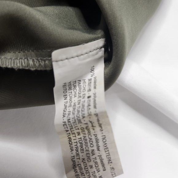 Zara Women's Small Silky Feel Romper Mini - Picture 6 of 11